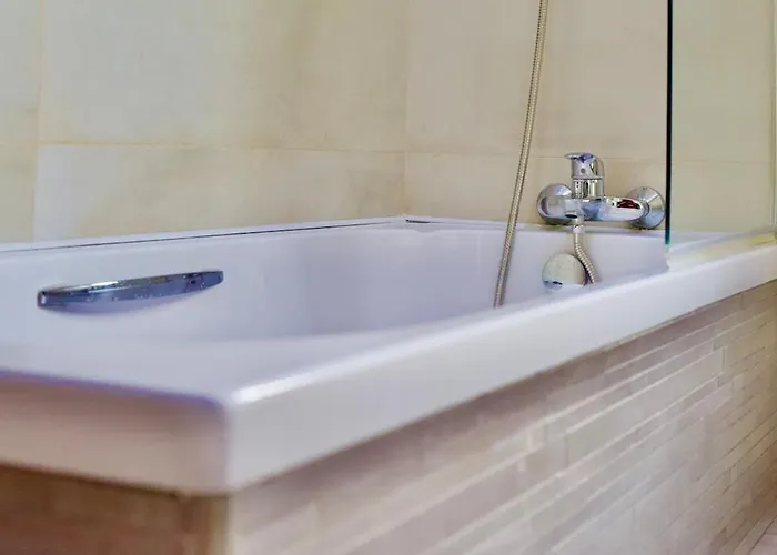 The Sealife Malta 2 Bedroom Seaview Apartament *